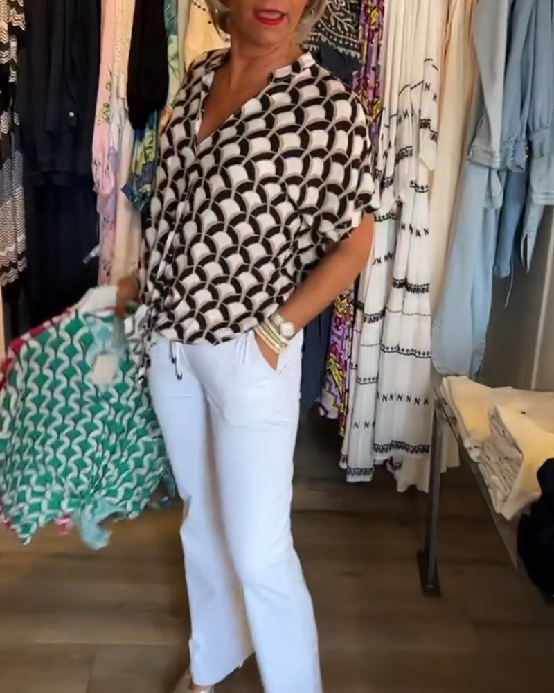 Irene - Short-sleeved V-neck printed casual top