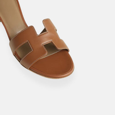 Clarita – Elegant Low-Heel Mules