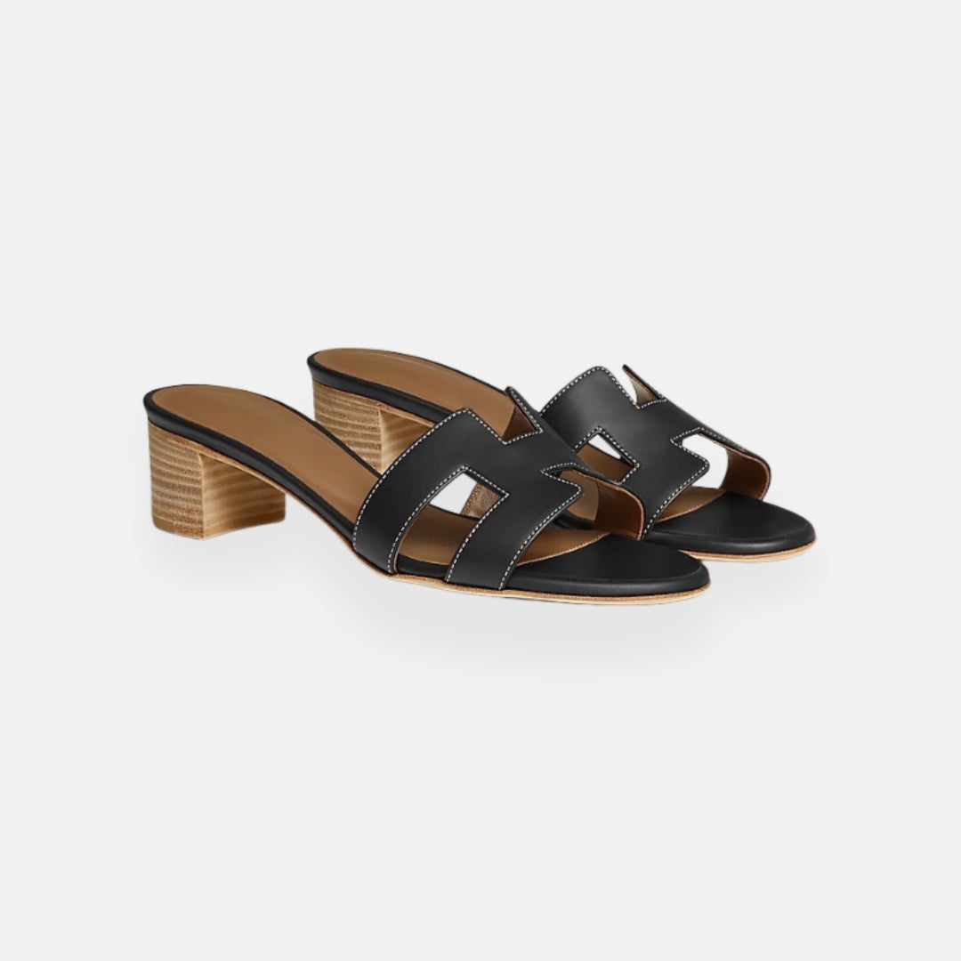 Clarita – Elegant Low-Heel Mules