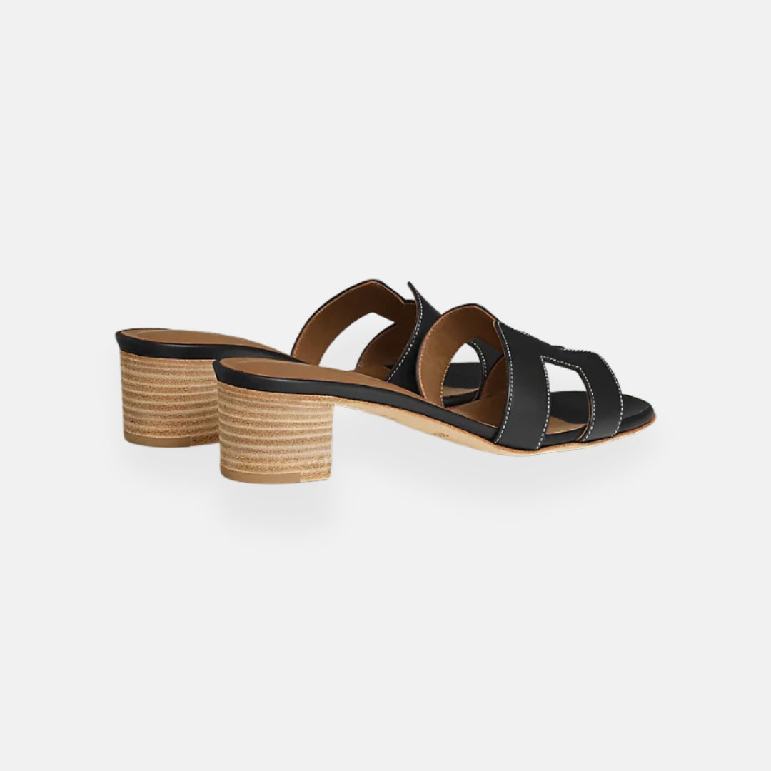 Clarita – Elegant Low-Heel Mules