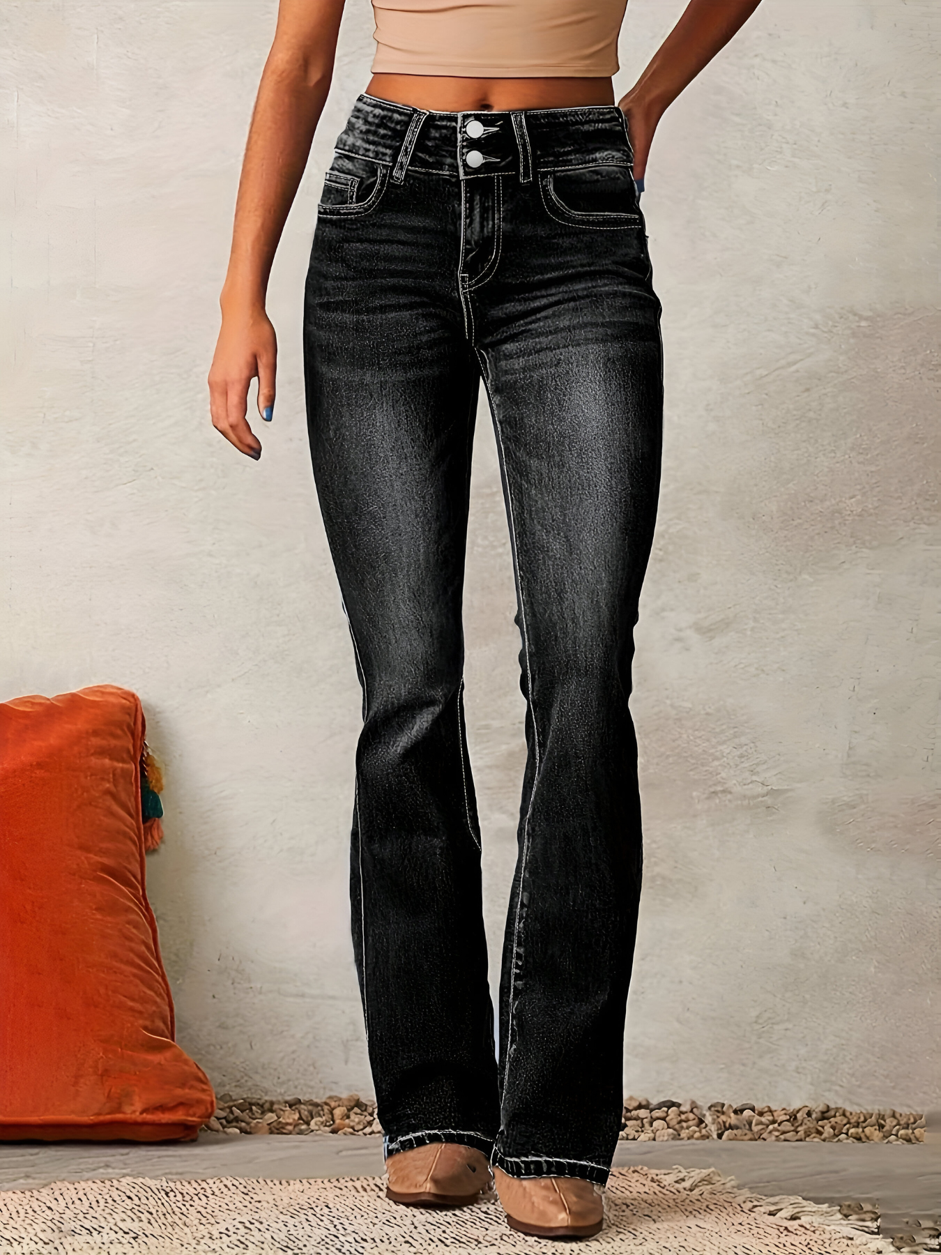 Kaya - High-Waisted Flared Jeans