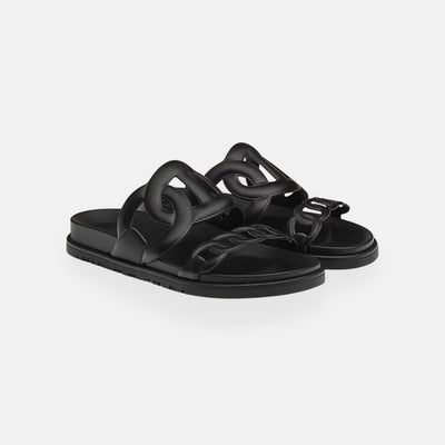 Assia – Bold Chain-Detail Mules