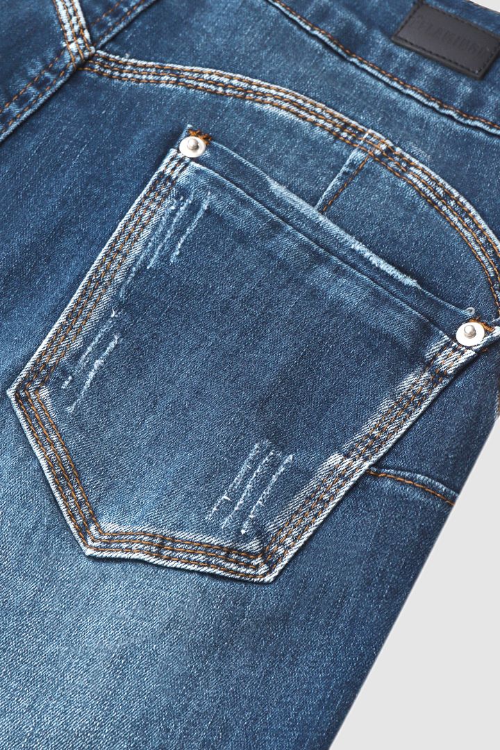 Nashwa - Denim Cropped Pants