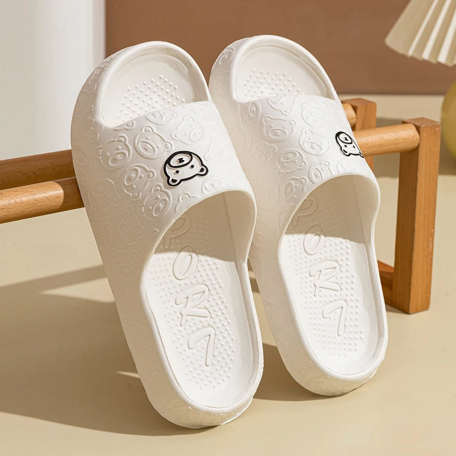 Orsetta – Playful Bear-Print Slippers