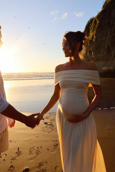 Annalise – Elegant Pleated Dress