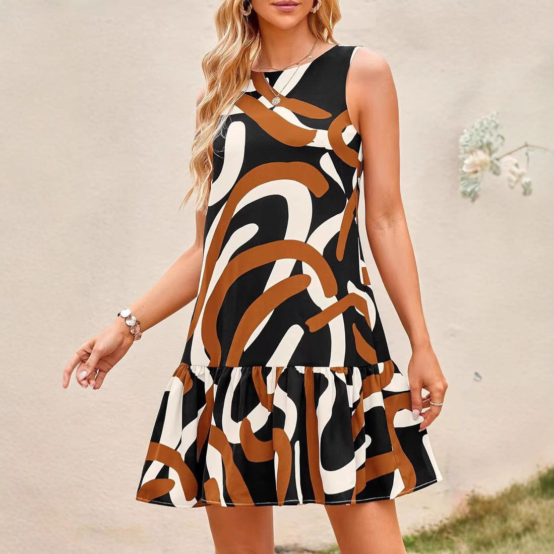 Holly – Abstract Drop Hem Dress