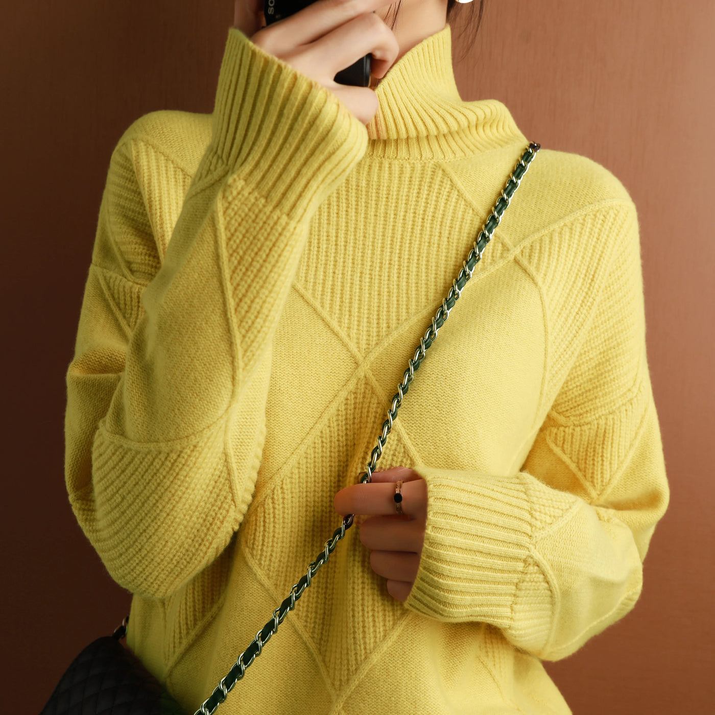 Mirella – Cozy Knit Turtleneck Sweater