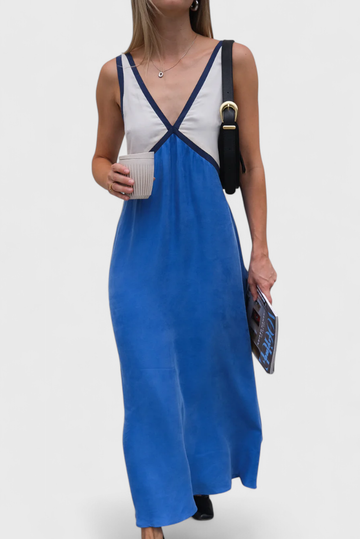 Zaynab - Elegant V-Neck Maxi Dress