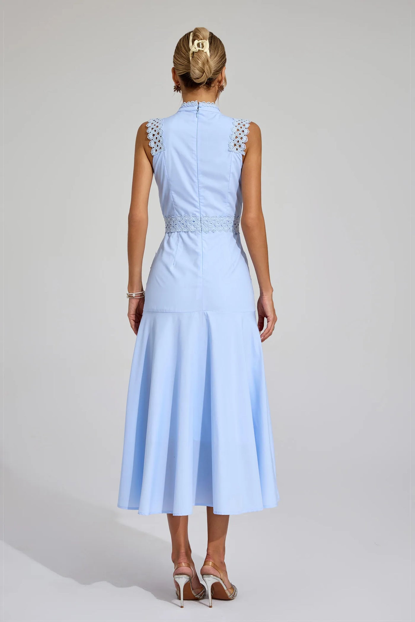 Clarisse – Elegant Lace Dress