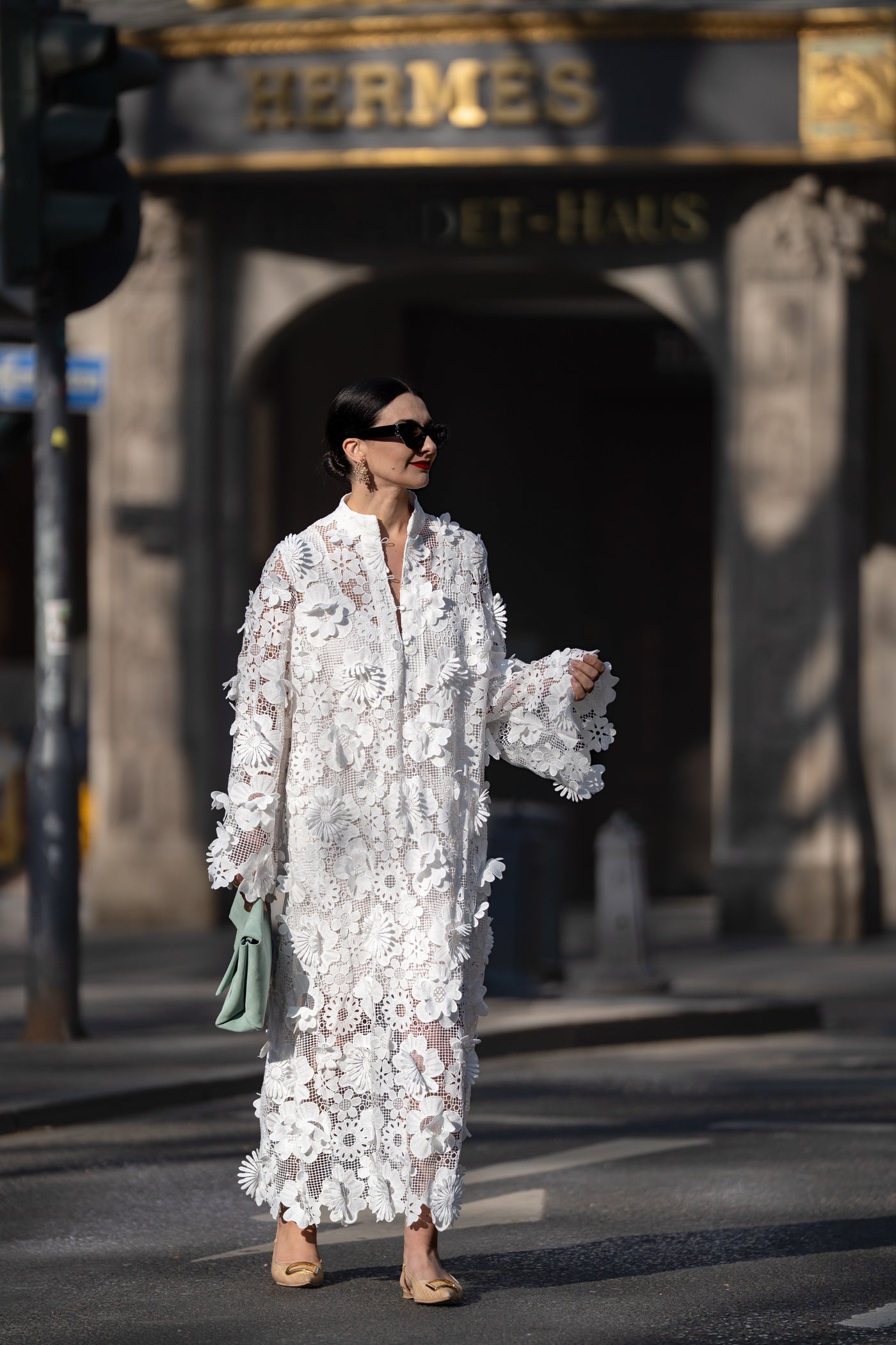 Yeliz - Elegant Lace White Dress